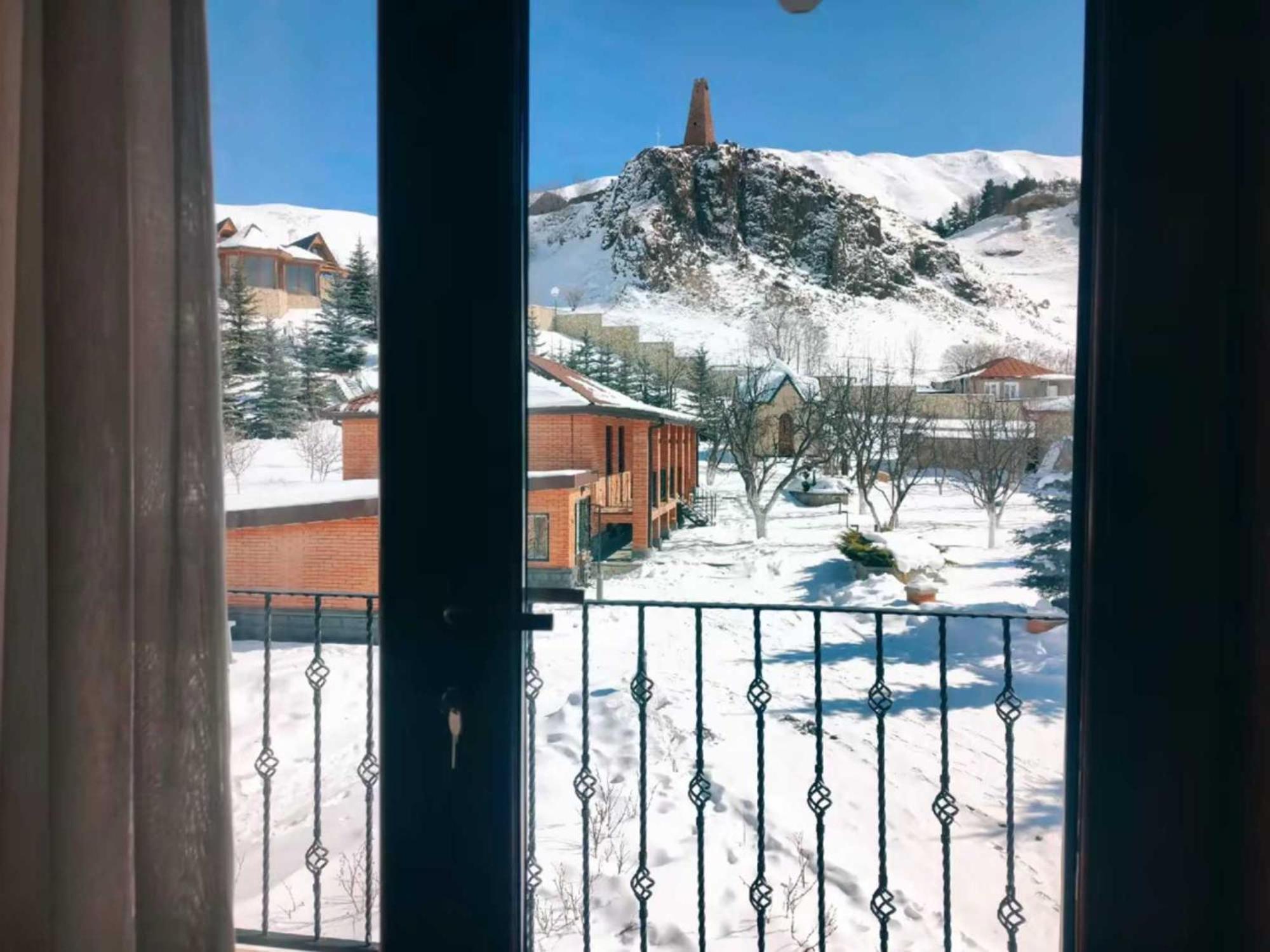 Vardisubani Villa Kazbegi Eksteriør billede