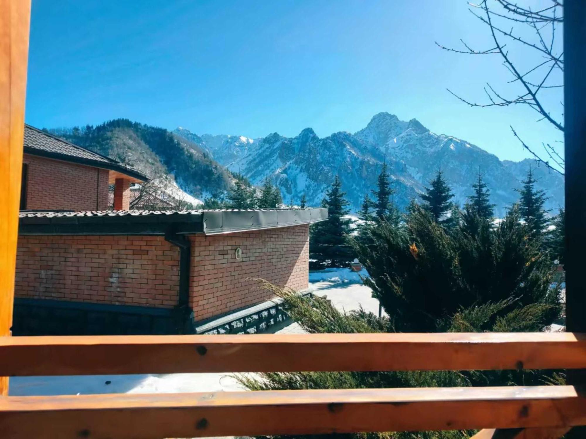 Vardisubani Villa Kazbegi Eksteriør billede