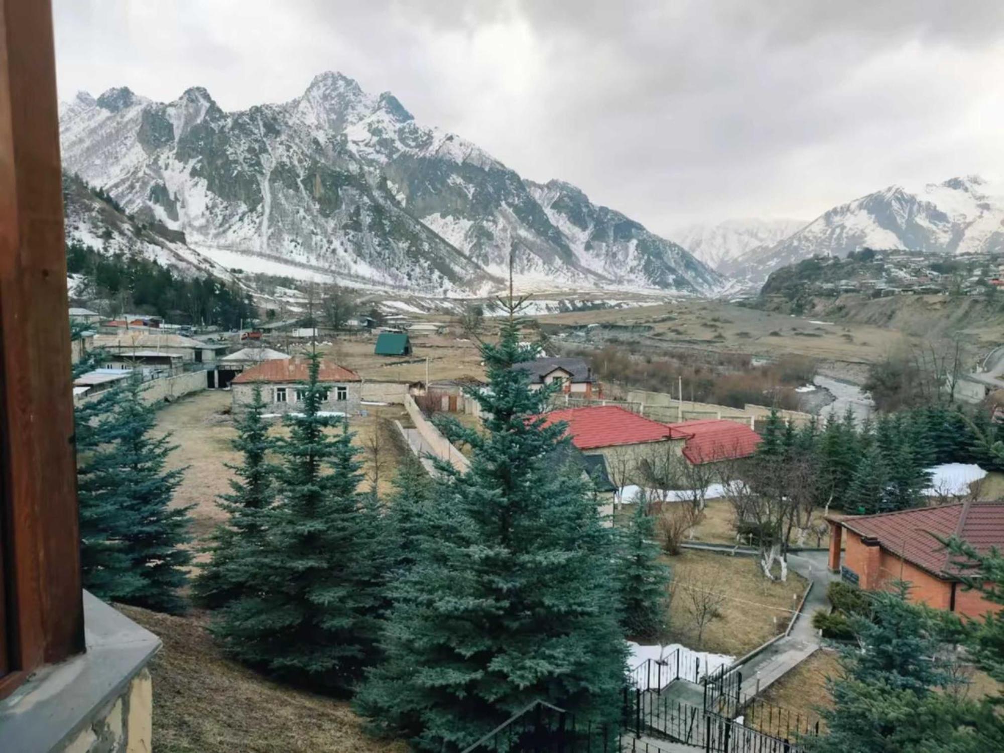 Vardisubani Villa Kazbegi Eksteriør billede