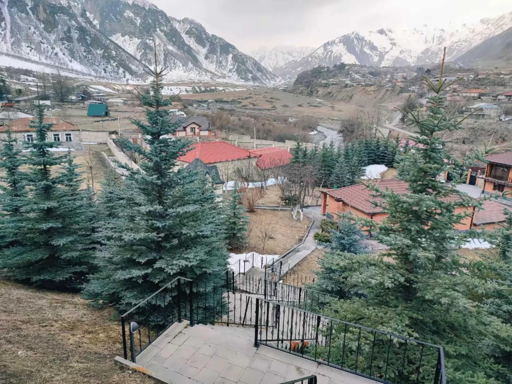 Vardisubani Villa Kazbegi Eksteriør billede