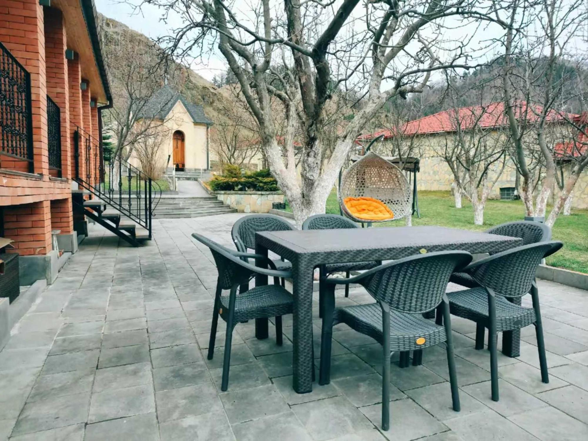 Vardisubani Villa Kazbegi Eksteriør billede