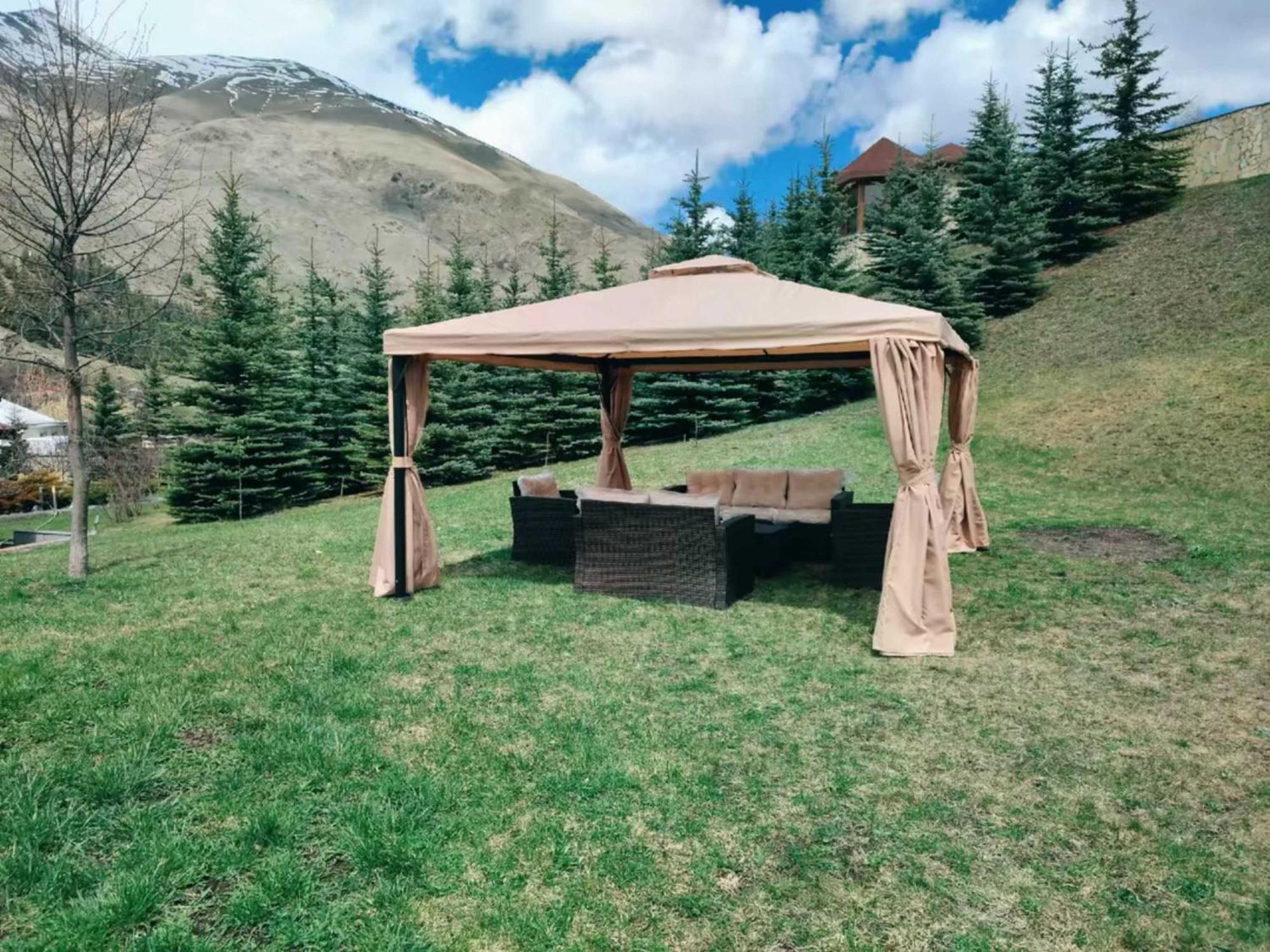 Vardisubani Villa Kazbegi Eksteriør billede