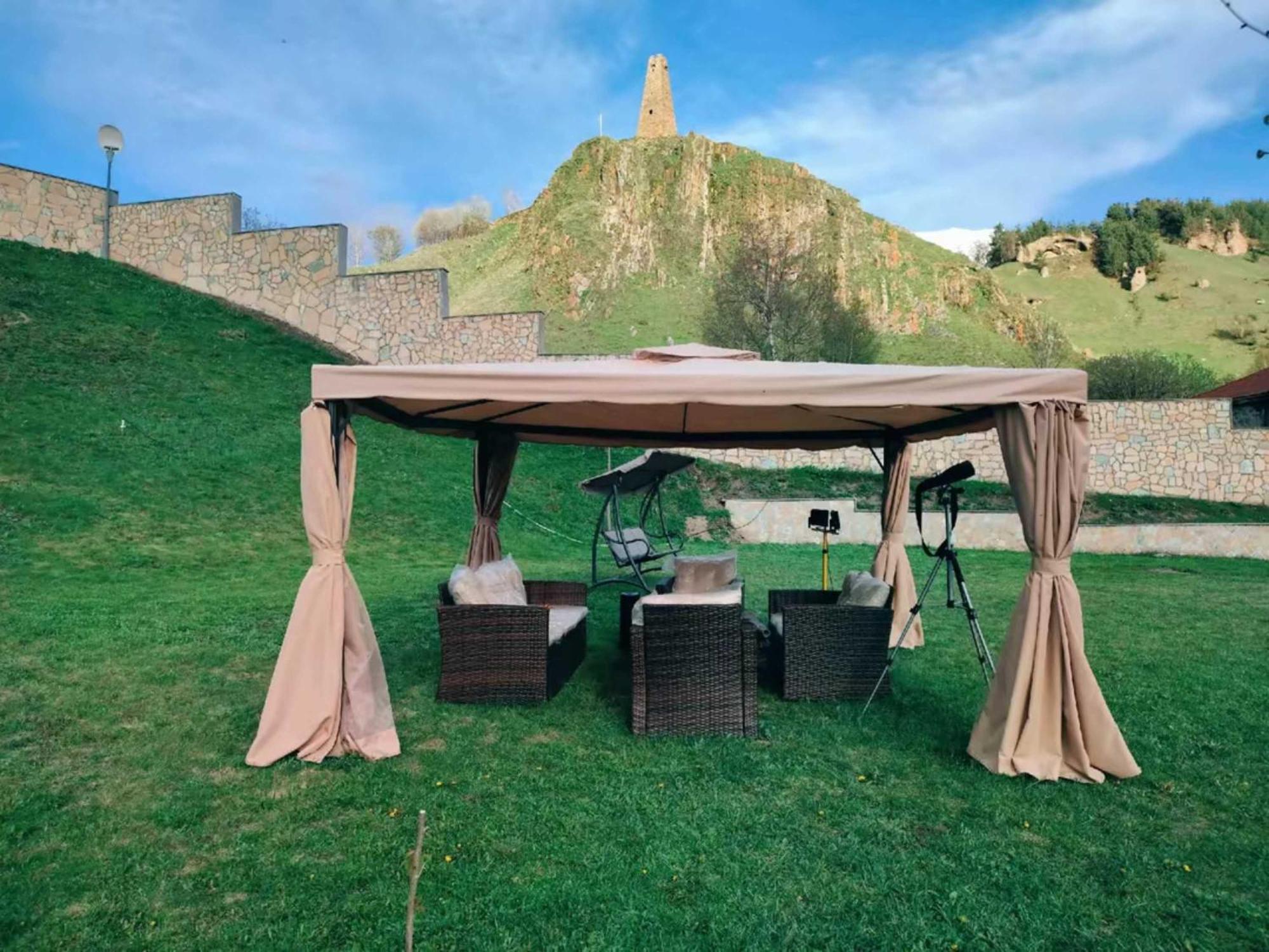 Vardisubani Villa Kazbegi Eksteriør billede