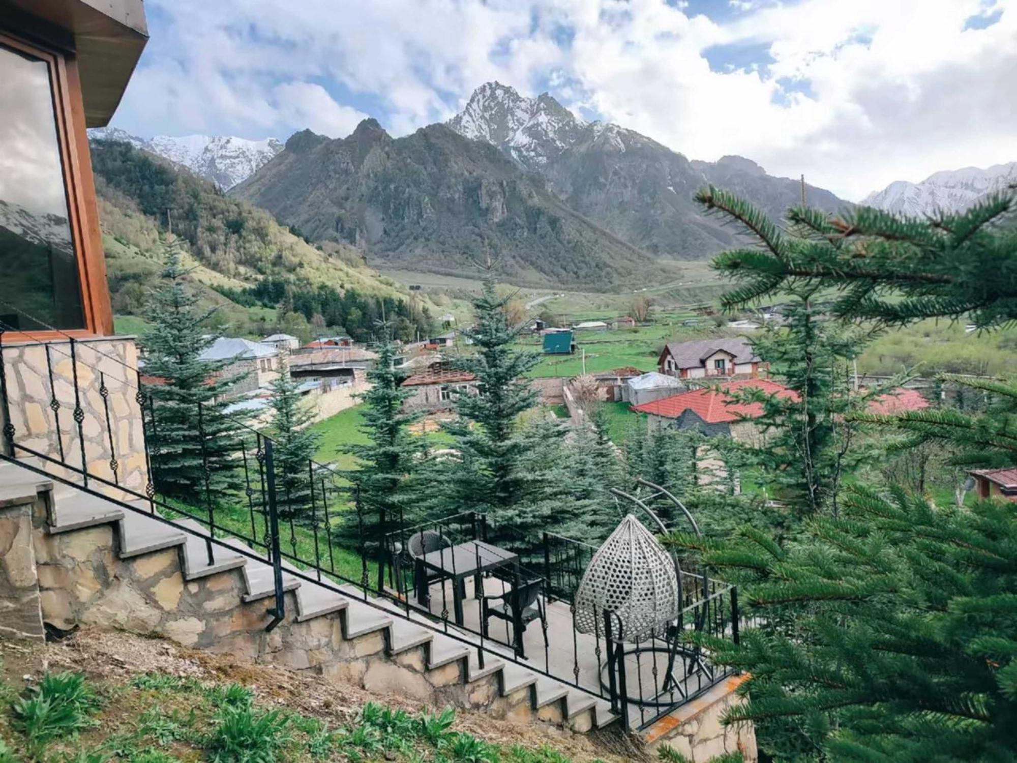 Vardisubani Villa Kazbegi Eksteriør billede