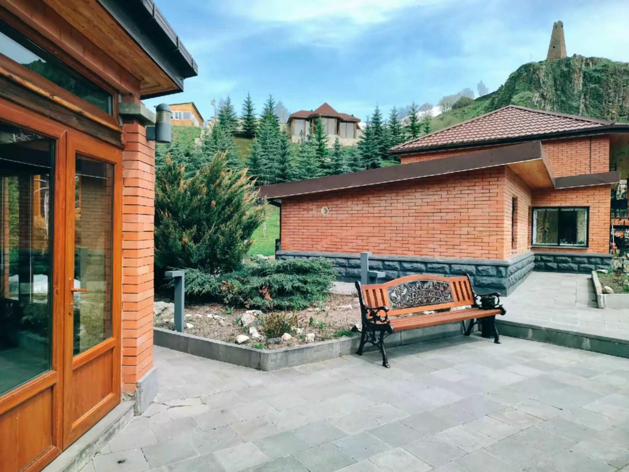 Vardisubani Villa Kazbegi Eksteriør billede